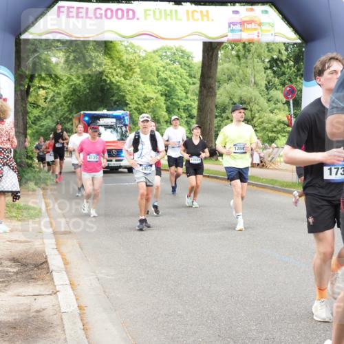 29.06.2025 - hella hamburg halbmarathon MichiJ http://msf.ph/oto/8245571 29.06.2025 10:50:59 Zwischen KM18-KM19 1212, 1733, 1851, 2463, 4985, 5653, 7333, 9681, 10824, 11556, 11657, 12781, 12843, 13932, 16753, 17112, 19241 meine-sportfotos.de