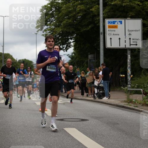 29.06.2025 - hella hamburg halbmarathon Yannick Fuchs http://msf.ph/oto/8245593 29.06.2025 10:47:40 20KM 1030, 1151, 1267, 1502, 1727, 1870, 2058, 2070, 2082, 2354, 2518, 2630, 3096, 3208, 3209, 3819, 4770, 5020, 5638, 5866, 6294, 6481, 6511, 6512, 6629, 6762, 6877, 6942, 7274, 7918, 8335, 8390, 8447, 9142, 9791, 9922, 10549, 10891, 10895, 11068, 11844, 12321, 12379, 12632, 12909, 13032, 13033, 13289, 13397, 13865, 13912, 13997, 15061, 15441, 15497, 15502, 15838, 15856, 15946, 16477, 17348, 17482, 18134, 18143, 18418, 18487, 18590, 18612 meine-sportfotos.de