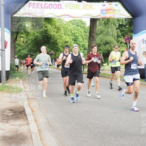 29.06.2025 - hella hamburg halbmarathon MichiJ http://msf.ph/oto/8245681 29.06.2025 10:28:16 Zwischen KM18-KM19 2546, 10900, 11305, 12335, 12772, 12865, 13479, 15435, 16656, 17668 meine-sportfotos.de