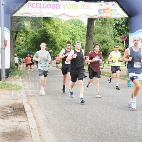 29.06.2025 - hella hamburg halbmarathon MichiJ http://msf.ph/oto/8245708 29.06.2025 10:28:16 Zwischen KM18-KM19 2546, 10900, 11305, 12335, 12772, 12865, 13479, 15435, 16656, 17668 meine-sportfotos.de