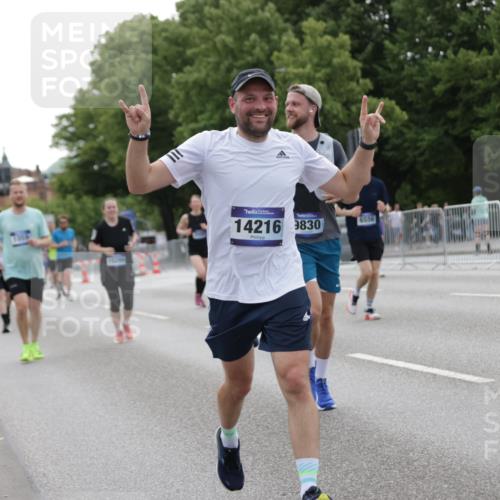 29.06.2025 - hella hamburg halbmarathon Jannik Wohlers http://msf.ph/oto/8245810 29.06.2025 10:30:20 Lombardsbrücke 1059, 1472, 1647, 2268, 2505, 2569, 2754, 2755, 3131, 3281, 4198, 6344, 6556, 7071, 7120, 9830, 11984, 12460, 12461, 14216, 14803, 15299, 15757, 16791, 18362, 18795, 18860 meine-sportfotos.de