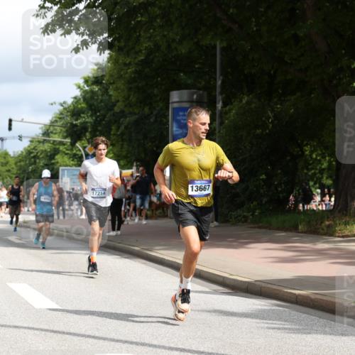 29.06.2025 - hella hamburg halbmarathon Yannick Fuchs http://msf.ph/oto/8245846 29.06.2025 10:35:11 20KM 1677, 1882, 1912, 2324, 2568, 2714, 2949, 3332, 4843, 4889, 5007, 5014, 5050, 5745, 5916, 6080, 6429, 7080, 7284, 8074, 8370, 8465, 8629, 8966, 9979, 10369, 10934, 10968, 10978, 11767, 11959, 12365, 12540, 12704, 13029, 13158, 13667, 14092, 14820, 14924, 15164, 15424, 15493, 15542, 15689, 16201, 16249, 16347, 16599, 17214, 17620, 17724, 18173, 18192, 18399, 18614 meine-sportfotos.de