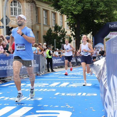 29.06.2025 - hella hamburg halbmarathon Strokosch-Dieckow http://msf.ph/oto/8245888 29.06.2025 10:38:36 Ziel 4148, 5248, 6684, 8450, 9403, 11281, 11282, 11379, 12772, 14905, 17154, 18188, 19004 meine-sportfotos.de