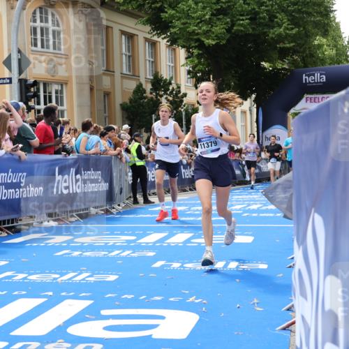29.06.2025 - hella hamburg halbmarathon Strokosch-Dieckow http://msf.ph/oto/8245925 29.06.2025 10:38:36 Ziel 4148, 5248, 6684, 8450, 9403, 11281, 11282, 11379, 12772, 14905, 17154, 18188, 19004 meine-sportfotos.de