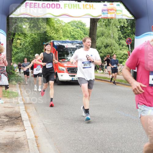 29.06.2025 - hella hamburg halbmarathon MichiJ http://msf.ph/oto/8245967 29.06.2025 10:51:03 Zwischen KM18-KM19 1733, 1851, 2463, 3572, 4120, 4985, 5653, 7333, 9681, 10824, 11657, 12781, 12843, 13932, 13939, 16395, 16753, 17112, 17730, 19241 meine-sportfotos.de