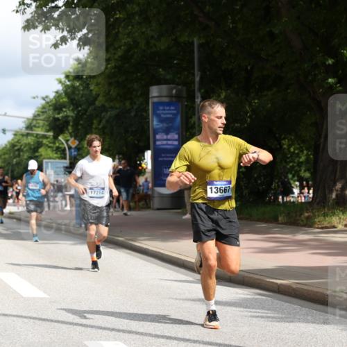 29.06.2025 - hella hamburg halbmarathon Yannick Fuchs http://msf.ph/oto/8245973 29.06.2025 10:35:11 20KM 1677, 1882, 1912, 2324, 2568, 2714, 2949, 3332, 4843, 4889, 5007, 5014, 5050, 5745, 5916, 6080, 6429, 7080, 7284, 8074, 8370, 8465, 8629, 8966, 9979, 10369, 10934, 10968, 10978, 11767, 11959, 12365, 12540, 12704, 13029, 13158, 13667, 14092, 14820, 14924, 15164, 15424, 15493, 15542, 15689, 16201, 16249, 16347, 16599, 17214, 17620, 17724, 18173, 18192, 18399, 18614 meine-sportfotos.de