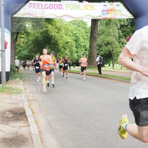 29.06.2025 - hella hamburg halbmarathon MichiJ http://msf.ph/oto/8246030 29.06.2025 10:28:20 Zwischen KM18-KM19 2044, 2546, 7109, 8925, 12088, 12335, 12772, 12865, 13479, 15435, 17425, 17668, 18154, 18803 meine-sportfotos.de