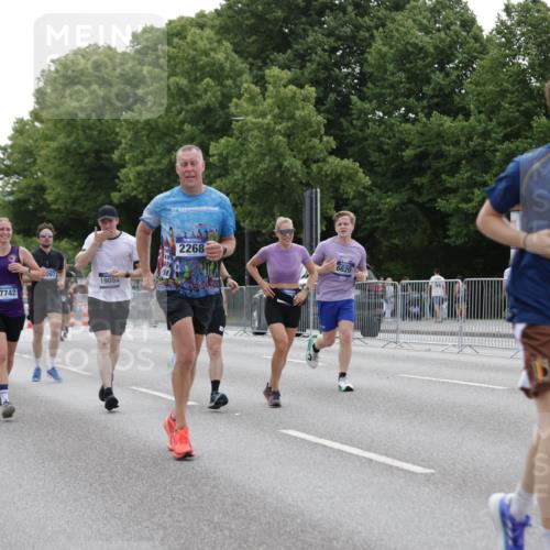 29.06.2025 - hella hamburg halbmarathon Jannik Wohlers http://msf.ph/oto/8246157 29.06.2025 10:30:32 Lombardsbrücke 1059, 1472, 2097, 2268, 2505, 3131, 3281, 4198, 6556, 6620, 6787, 7351, 8757, 9576, 9830, 10989, 11981, 12384, 14095, 14803, 15299, 15466, 15589, 17742, 17966, 19052 meine-sportfotos.de