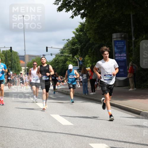 29.06.2025 - hella hamburg halbmarathon Yannick Fuchs http://msf.ph/oto/8246180 29.06.2025 10:35:12 20KM 1677, 1882, 1912, 2324, 2568, 2714, 2949, 3332, 4843, 4889, 5007, 5014, 5026, 5050, 5410, 5745, 5916, 6080, 6429, 7080, 7284, 8074, 8370, 8465, 8629, 8966, 9979, 10369, 10934, 10968, 10978, 11767, 11959, 12365, 12540, 12704, 13029, 13158, 13667, 14092, 14820, 15164, 15493, 15542, 15689, 16201, 16249, 16347, 16599, 17214, 17620, 17724, 17971, 18173, 18192, 18399, 18614 meine-sportfotos.de