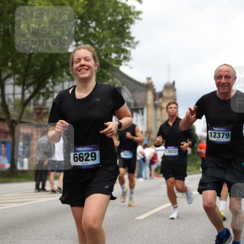 29.06.2025 - hella hamburg halbmarathon Yannick Fuchs http://msf.ph/oto/8246203 29.06.2025 10:47:43 20KM 1030, 1151, 1267, 1502, 1727, 1870, 2058, 2070, 2354, 2518, 2630, 3096, 3208, 3209, 3819, 5020, 5259, 5638, 5866, 6294, 6481, 6511, 6512, 6629, 6762, 6877, 6942, 7274, 7395, 7918, 8335, 8447, 9142, 9791, 9922, 10549, 10891, 11068, 11844, 12321, 12379, 12607, 12632, 12909, 13032, 13033, 13397, 13865, 13912, 13997, 14702, 15061, 15146, 15441, 15497, 15502, 15838, 15856, 15946, 16477, 16780, 17348, 17482, 18134, 18143, 18418, 18487, 18514, 18612 meine-sportfotos.de