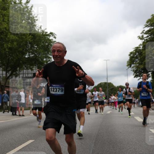 29.06.2025 - hella hamburg halbmarathon Yannick Fuchs http://msf.ph/oto/8246476 29.06.2025 10:47:44 20KM 1030, 1151, 1267, 1502, 1727, 1870, 2058, 2070, 2354, 2518, 2630, 3096, 3819, 5020, 5259, 5638, 5866, 6294, 6481, 6511, 6512, 6629, 6762, 6877, 6942, 7274, 7395, 7918, 8285, 8335, 8447, 9142, 9791, 9922, 10891, 11068, 11844, 12321, 12379, 12607, 12632, 12909, 13032, 13033, 13397, 13794, 13865, 13912, 13997, 14702, 15146, 15441, 15502, 15838, 15856, 15946, 16477, 16780, 17348, 17482, 18134, 18143, 18418, 18487, 18514, 18612 meine-sportfotos.de