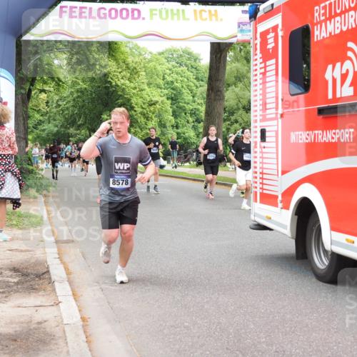 29.06.2025 - hella hamburg halbmarathon MichiJ http://msf.ph/oto/8246579 29.06.2025 10:51:08 Zwischen KM18-KM19 2698, 3572, 4120, 8578, 12177, 13939, 16395, 16639, 17730, 18520 meine-sportfotos.de