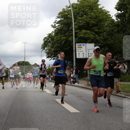 29.06.2025 - hella hamburg halbmarathon Yannick Fuchs http://msf.ph/oto/8246638 29.06.2025 10:47:44 20KM 1030, 1151, 1267, 1502, 1727, 1870, 2058, 2070, 2354, 2518, 2630, 3096, 3819, 5020, 5259, 5638, 5866, 6294, 6481, 6511, 6512, 6629, 6762, 6877, 6942, 7274, 7395, 7918, 8285, 8335, 8447, 9142, 9791, 9922, 10891, 11068, 11844, 12321, 12379, 12607, 12632, 12909, 13032, 13033, 13397, 13794, 13865, 13912, 13997, 14702, 15146, 15441, 15502, 15838, 15856, 15946, 16477, 16780, 17348, 17482, 18134, 18143, 18418, 18487, 18514, 18612 meine-sportfotos.de
