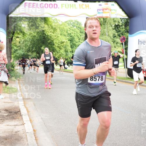 29.06.2025 - hella hamburg halbmarathon MichiJ http://msf.ph/oto/8246712 29.06.2025 10:51:09 Zwischen KM18-KM19 2698, 3572, 4120, 5354, 5365, 8578, 9680, 10694, 12177, 13939, 16639, 17730, 18520 meine-sportfotos.de