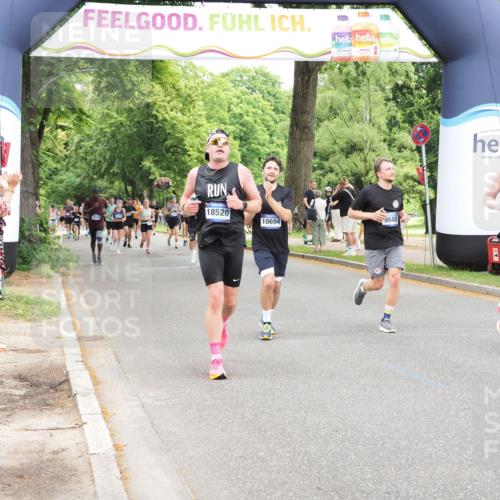 29.06.2025 - hella hamburg halbmarathon MichiJ http://msf.ph/oto/8246855 29.06.2025 10:51:11 Zwischen KM18-KM19 2698, 5354, 5365, 8578, 9680, 10694, 12177, 16639, 18520 meine-sportfotos.de