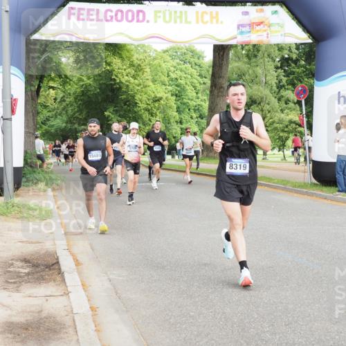 29.06.2025 - hella hamburg halbmarathon MichiJ http://msf.ph/oto/8247028 29.06.2025 10:28:32 Zwischen KM18-KM19 1975, 3626, 4766, 5709, 8319, 8933, 9116, 10968, 12372, 14077, 15689 meine-sportfotos.de