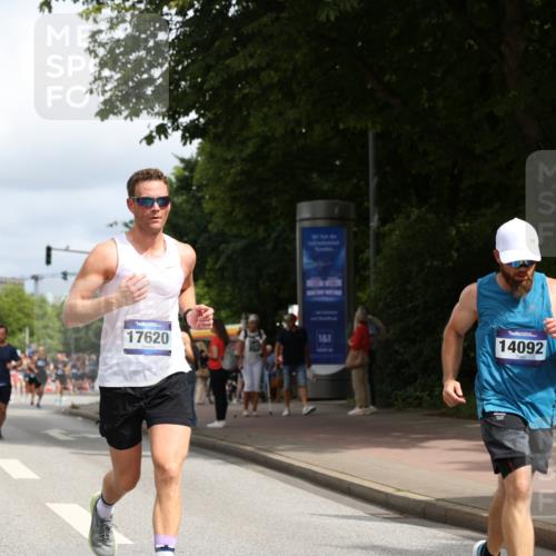 29.06.2025 - hella hamburg halbmarathon Yannick Fuchs http://msf.ph/oto/8247265 29.06.2025 10:35:15 20KM 1677, 1882, 1912, 2324, 2568, 2949, 3332, 4843, 4889, 5007, 5014, 5026, 5050, 5410, 5745, 5916, 6080, 6429, 7080, 7284, 8074, 8370, 8465, 8629, 8966, 9979, 10369, 10934, 10968, 10978, 11767, 11959, 12365, 13029, 13158, 13667, 14092, 14820, 15164, 15493, 15542, 15689, 16201, 16249, 16347, 16599, 17214, 17620, 17724, 17971, 18173, 18192, 18399 meine-sportfotos.de