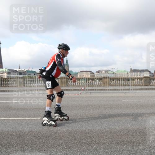 29.06.2025 - hella hamburg halbmarathon Lena Gebhardt http://msf.ph/oto/8247294 29.06.2025 09:02:41 Lombardsbrücke  meine-sportfotos.de
