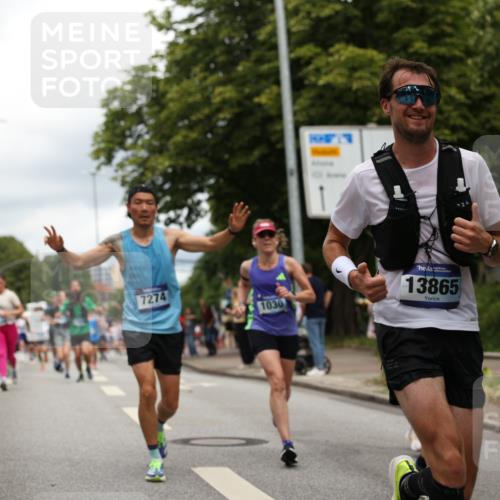 29.06.2025 - hella hamburg halbmarathon Yannick Fuchs http://msf.ph/oto/8247396 29.06.2025 10:47:47 20KM 1030, 1151, 1267, 1422, 1502, 1727, 1870, 2058, 2070, 2354, 2518, 2630, 3096, 3819, 5020, 5259, 5638, 5866, 6294, 6374, 6481, 6511, 6512, 6629, 6762, 6942, 7274, 7395, 7478, 7918, 8285, 8335, 8394, 8447, 9380, 9791, 9922, 10891, 11068, 11430, 11844, 12321, 12379, 12607, 12632, 12909, 13032, 13033, 13397, 13794, 13865, 13912, 14702, 15146, 15441, 15502, 15838, 15856, 15946, 16477, 16780, 17348, 17482, 18143, 18308, 18418, 18487, 18514, 18612, 19067 meine-sportfotos.de