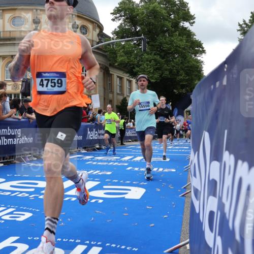 29.06.2025 - hella hamburg halbmarathon Strokosch-Dieckow http://msf.ph/oto/8247576 29.06.2025 10:39:11 Ziel 1445, 2044, 3282, 4565, 4759, 5752, 6686, 6687, 8319, 8925, 11305, 11619, 12046, 12137, 13479, 13729, 14311, 15556, 16656, 16820, 17646, 17668, 18149, 18547 meine-sportfotos.de