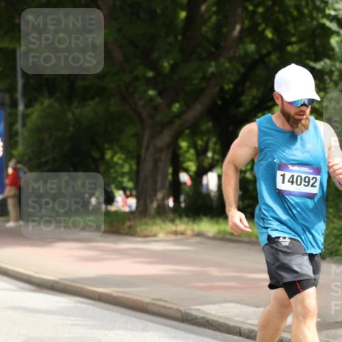 29.06.2025 - hella hamburg halbmarathon Yannick Fuchs http://msf.ph/oto/8247594 29.06.2025 10:35:16 20KM 1677, 1882, 1912, 2324, 2568, 2949, 3332, 4634, 4843, 4889, 5007, 5014, 5026, 5050, 5410, 5745, 5916, 6429, 6683, 7080, 7284, 8074, 8370, 8465, 8629, 8966, 9979, 10369, 10934, 10968, 10978, 11767, 11959, 12365, 13029, 13158, 13667, 14092, 14820, 15164, 15493, 15542, 15689, 16201, 16249, 16347, 16599, 17214, 17620, 17724, 17971, 18173, 18192, 18399 meine-sportfotos.de