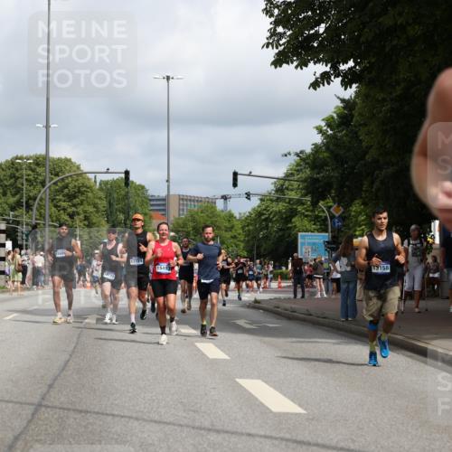 29.06.2025 - hella hamburg halbmarathon Yannick Fuchs http://msf.ph/oto/8247653 29.06.2025 10:35:17 20KM 1677, 1882, 1912, 2324, 2568, 2949, 3332, 4634, 4843, 4889, 5007, 5014, 5026, 5050, 5410, 5745, 5916, 6429, 6683, 7080, 7284, 8074, 8370, 8465, 8629, 8966, 9979, 10369, 10934, 10978, 11767, 11959, 12365, 13029, 13158, 13667, 14092, 14820, 15164, 15493, 15542, 15689, 16201, 16249, 16347, 16599, 17214, 17620, 17724, 17971, 18173, 18192, 18399 meine-sportfotos.de