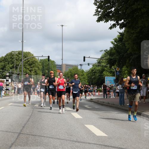 29.06.2025 - hella hamburg halbmarathon Yannick Fuchs http://msf.ph/oto/8247697 29.06.2025 10:35:17 20KM 1677, 1882, 1912, 2324, 2568, 2949, 3332, 4634, 4843, 4889, 5007, 5014, 5026, 5050, 5410, 5745, 5916, 6429, 6683, 7080, 7284, 8074, 8370, 8465, 8629, 8966, 9979, 10369, 10934, 10978, 11767, 11959, 12365, 13029, 13158, 13667, 14092, 14820, 15164, 15493, 15542, 15689, 16201, 16249, 16347, 16599, 17214, 17620, 17724, 17971, 18173, 18192, 18399 meine-sportfotos.de