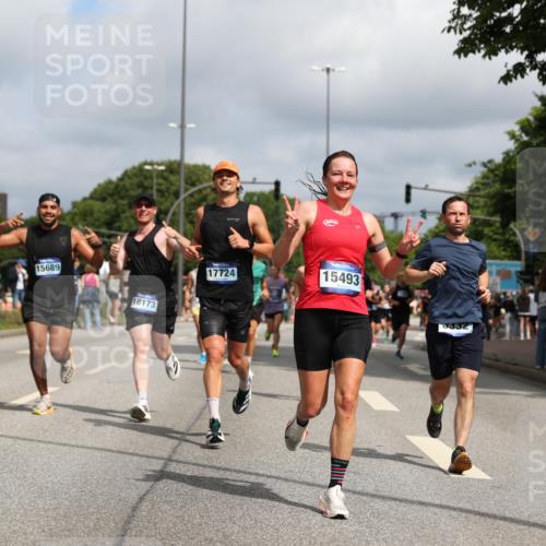 29.06.2025 - hella hamburg halbmarathon Yannick Fuchs http://msf.ph/oto/8247920 29.06.2025 10:35:19 20KM 1677, 1882, 1912, 2568, 2949, 3332, 4634, 4843, 4889, 5007, 5014, 5026, 5410, 5745, 6429, 6683, 7080, 7284, 7378, 8074, 8122, 8629, 8966, 9979, 10369, 10934, 10978, 11767, 11959, 12365, 13158, 13268, 13667, 14092, 14820, 15164, 15493, 15542, 15689, 16201, 16249, 16347, 16599, 17214, 17620, 17724, 17971, 18173, 18192, 18399 meine-sportfotos.de