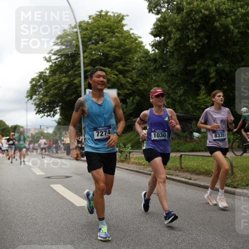 29.06.2025 - hella hamburg halbmarathon Yannick Fuchs http://msf.ph/oto/8247993 29.06.2025 10:47:48 20KM 1030, 1151, 1267, 1422, 1502, 1727, 1870, 2058, 2070, 2354, 2518, 2630, 3096, 3103, 3819, 5020, 5259, 5638, 5866, 6294, 6374, 6481, 6511, 6512, 6629, 6762, 6942, 7274, 7395, 7478, 7918, 8285, 8335, 8394, 8447, 9380, 9791, 9922, 11068, 11430, 11844, 12321, 12379, 12607, 12632, 12909, 13032, 13033, 13397, 13794, 13865, 13912, 14702, 15146, 15441, 15502, 15838, 15856, 15946, 16477, 16780, 17348, 17482, 18143, 18308, 18418, 18487, 18514, 18612, 19067 meine-sportfotos.de