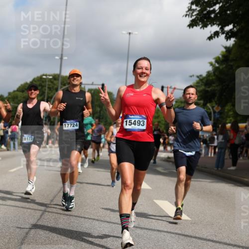 29.06.2025 - hella hamburg halbmarathon Yannick Fuchs http://msf.ph/oto/8248124 29.06.2025 10:35:20 20KM 1677, 1882, 1912, 2568, 2949, 3332, 4634, 4843, 4889, 5007, 5014, 5026, 5410, 5745, 6429, 6683, 7080, 7284, 7378, 8074, 8122, 8629, 8966, 9979, 10369, 10934, 10978, 11767, 11959, 12365, 13158, 13268, 13667, 14092, 14820, 15164, 15247, 15493, 15542, 15689, 16201, 16249, 16347, 16599, 17214, 17620, 17724, 17971, 18173, 18192, 18399 meine-sportfotos.de