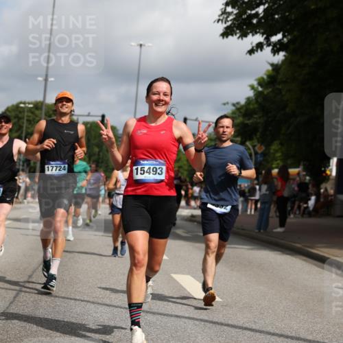29.06.2025 - hella hamburg halbmarathon Yannick Fuchs http://msf.ph/oto/8248159 29.06.2025 10:35:20 20KM 1677, 1882, 1912, 2568, 2949, 3332, 4634, 4843, 4889, 5007, 5014, 5026, 5410, 5745, 6429, 6683, 7080, 7284, 7378, 8074, 8122, 8629, 8966, 9979, 10369, 10934, 10978, 11767, 11959, 12365, 13158, 13268, 13667, 14092, 14820, 15164, 15247, 15493, 15542, 15689, 16201, 16249, 16347, 16599, 17214, 17620, 17724, 17971, 18173, 18192, 18399 meine-sportfotos.de