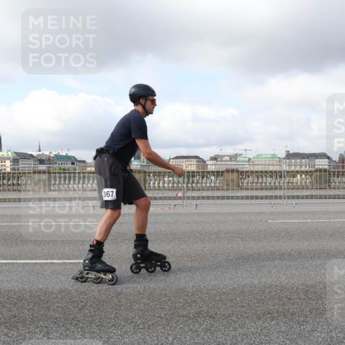 29.06.2025 - hella hamburg halbmarathon Lena Gebhardt http://msf.ph/oto/8248162 29.06.2025 09:02:44 Lombardsbrücke  meine-sportfotos.de