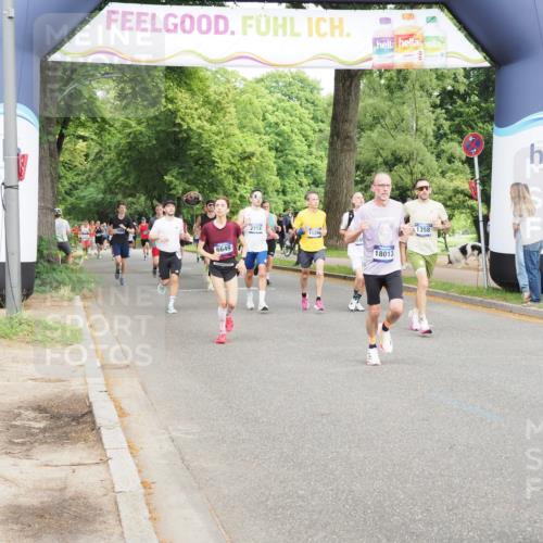29.06.2025 - hella hamburg halbmarathon MichiJ http://msf.ph/oto/8248214 29.06.2025 10:28:39 Zwischen KM18-KM19 1358, 2573, 2714, 2972, 4565, 5709, 5803, 6649, 8370, 11284, 11714, 14077, 15421, 15689, 18013, 18979 meine-sportfotos.de