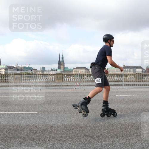 29.06.2025 - hella hamburg halbmarathon Lena Gebhardt http://msf.ph/oto/8248354 29.06.2025 09:02:44 Lombardsbrücke  meine-sportfotos.de