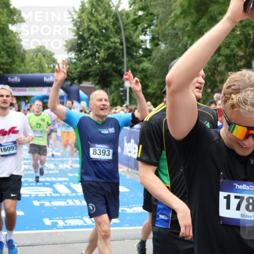 29.06.2025 - hella hamburg halbmarathon Zöllner http://msf.ph/oto/8248384 29.06.2025 10:57:36 Ziel 1239, 2236, 2652, 3435, 4502, 5015, 5134, 5457, 5458, 5728, 8393, 12144, 13245, 14571, 14951, 16093, 17758, 17769 meine-sportfotos.de