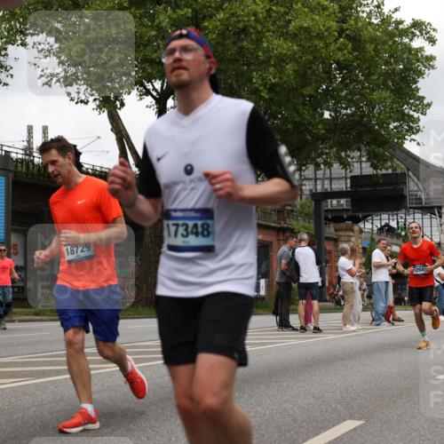 29.06.2025 - hella hamburg halbmarathon Yannick Fuchs http://msf.ph/oto/8248394 29.06.2025 10:47:50 20KM 1030, 1267, 1422, 1502, 1727, 1870, 2058, 2070, 2354, 2518, 2630, 3096, 3103, 3819, 4299, 5020, 5259, 5638, 5866, 6294, 6374, 6481, 6511, 6512, 6629, 6762, 6942, 7274, 7395, 7478, 7918, 8285, 8335, 8394, 8447, 9032, 9380, 9791, 9922, 11068, 11430, 11844, 12321, 12379, 12607, 12632, 13032, 13033, 13397, 13794, 13803, 13865, 13912, 14239, 14702, 15146, 15441, 15502, 15838, 15856, 15946, 16477, 16780, 17348, 17482, 18143, 18308, 18418, 18450, 18487, 18514, 18612, 19067 meine-sportfotos.de