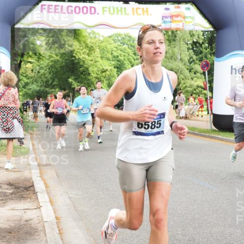 29.06.2025 - hella hamburg halbmarathon MichiJ http://msf.ph/oto/8248541 29.06.2025 10:51:30 Zwischen KM18-KM19 1702, 1992, 2298, 2782, 2979, 4542, 5396, 6585, 6907, 6908, 7042, 7081, 8520, 8810, 9526, 14176, 15915, 18440, 18707, 19162 meine-sportfotos.de