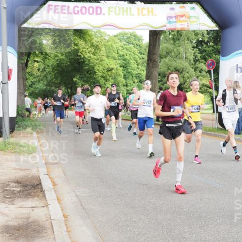 29.06.2025 - hella hamburg halbmarathon MichiJ http://msf.ph/oto/8248563 29.06.2025 10:28:40 Zwischen KM18-KM19 1358, 2573, 2714, 2972, 4565, 4888, 5752, 5803, 6649, 7495, 8370, 11284, 11714, 14077, 15015, 15421, 15689, 18013, 18979 meine-sportfotos.de