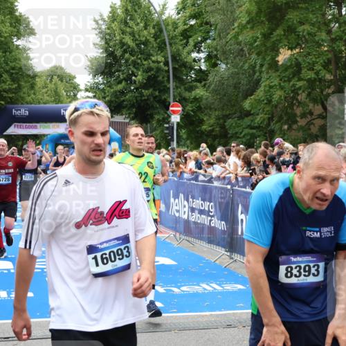 29.06.2025 - hella hamburg halbmarathon Zöllner http://msf.ph/oto/8248599 29.06.2025 10:57:38 Ziel 1239, 2236, 2606, 2652, 4502, 5015, 5134, 5457, 5458, 5728, 13245, 14571, 14951, 15220, 17769, 17814 meine-sportfotos.de