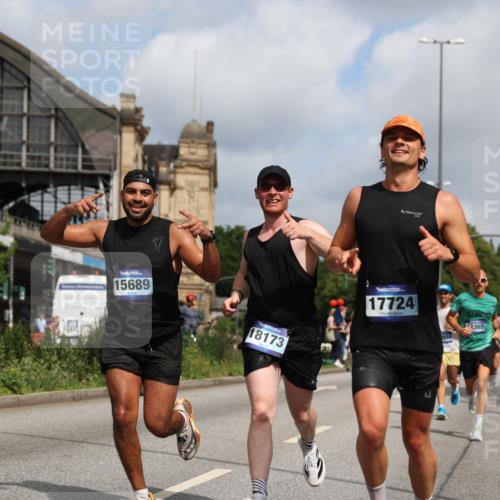 29.06.2025 - hella hamburg halbmarathon Yannick Fuchs http://msf.ph/oto/8248662 29.06.2025 10:35:21 20KM 1677, 1882, 1912, 2568, 2949, 3332, 4634, 4843, 4889, 5007, 5014, 5026, 5410, 5745, 6429, 6683, 7080, 7284, 7378, 8074, 8122, 8629, 8966, 9358, 9979, 10369, 10934, 10978, 11767, 11959, 12365, 13158, 13268, 13667, 14092, 14820, 15164, 15247, 15493, 15542, 15689, 16201, 16249, 16347, 16599, 17214, 17620, 17724, 17971, 18173, 18192, 18399 meine-sportfotos.de