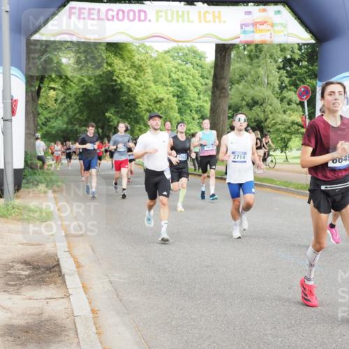 29.06.2025 - hella hamburg halbmarathon MichiJ http://msf.ph/oto/8248667 29.06.2025 10:28:41 Zwischen KM18-KM19 1358, 2573, 2714, 2972, 4565, 4888, 5752, 5803, 6649, 7495, 8370, 11284, 11714, 15015, 15421, 18013, 18614, 18979 meine-sportfotos.de