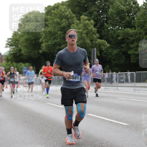 29.06.2025 - hella hamburg halbmarathon Jannik Wohlers http://msf.ph/oto/8248709 29.06.2025 10:30:45 Lombardsbrücke 1292, 1773, 1979, 2097, 2414, 2914, 4561, 4817, 5437, 5943, 6057, 6195, 6620, 6787, 7351, 7604, 8050, 8072, 8073, 8757, 9576, 10111, 10989, 11988, 12384, 12627, 14349, 15466, 15589, 16457, 17224, 17463, 17509, 17587, 17742, 17966, 19052, 19226 meine-sportfotos.de