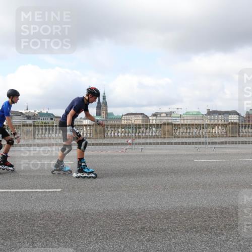 29.06.2025 - hella hamburg halbmarathon Lena Gebhardt http://msf.ph/oto/8248710 29.06.2025 09:02:45 Lombardsbrücke  meine-sportfotos.de