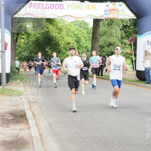 29.06.2025 - hella hamburg halbmarathon MichiJ http://msf.ph/oto/8248761 29.06.2025 10:28:41 Zwischen KM18-KM19 1358, 2573, 2714, 2972, 4565, 4888, 5752, 5803, 6649, 7495, 8370, 11284, 11714, 15015, 15421, 18013, 18614, 18979 meine-sportfotos.de