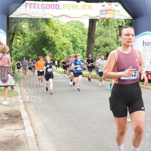 29.06.2025 - hella hamburg halbmarathon MichiJ http://msf.ph/oto/8248864 29.06.2025 10:51:33 Zwischen KM18-KM19 1863, 2298, 2782, 3039, 5396, 6585, 7042, 9191, 9526, 13542, 14465, 15137, 15915, 18395, 18440 meine-sportfotos.de