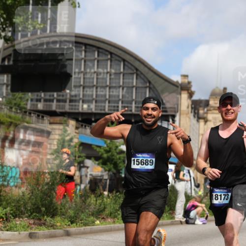 29.06.2025 - hella hamburg halbmarathon Yannick Fuchs http://msf.ph/oto/8248885 29.06.2025 10:35:21 20KM 1677, 1882, 1912, 2568, 2949, 3332, 4634, 4843, 4889, 5007, 5014, 5026, 5410, 5745, 6429, 6683, 7080, 7284, 7378, 8074, 8122, 8629, 8966, 9358, 9979, 10369, 10934, 10978, 11767, 11959, 12365, 13158, 13268, 13667, 14092, 14820, 15164, 15247, 15493, 15542, 15689, 16201, 16249, 16347, 16599, 17214, 17620, 17724, 17971, 18173, 18192, 18399 meine-sportfotos.de