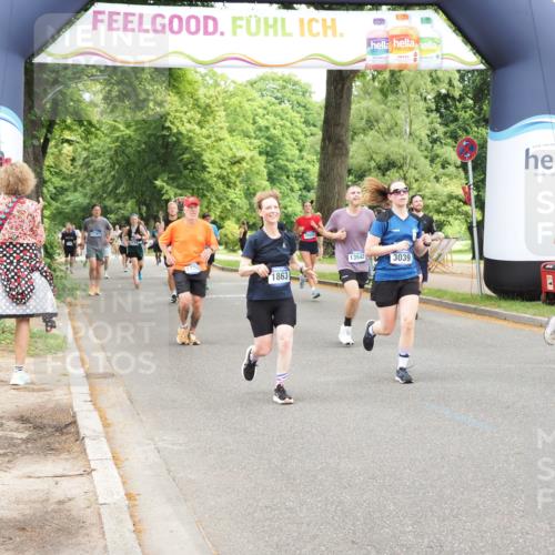 29.06.2025 - hella hamburg halbmarathon MichiJ http://msf.ph/oto/8249045 29.06.2025 10:51:35 Zwischen KM18-KM19 1863, 3039, 3182, 3248, 5396, 6100, 7042, 9191, 9526, 13542, 14465, 15137, 17763, 18395, 18440 meine-sportfotos.de