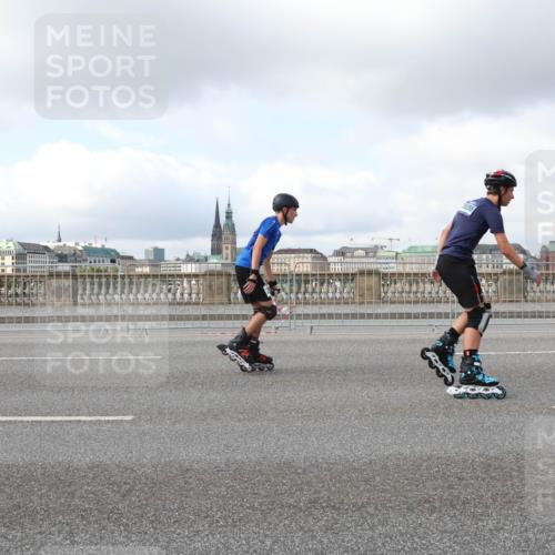 29.06.2025 - hella hamburg halbmarathon Lena Gebhardt http://msf.ph/oto/8249073 29.06.2025 09:02:46 Lombardsbrücke  meine-sportfotos.de