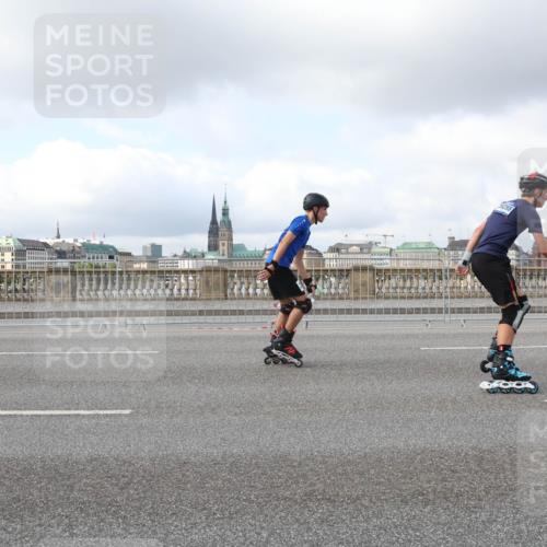 29.06.2025 - hella hamburg halbmarathon Lena Gebhardt http://msf.ph/oto/8249144 29.06.2025 09:02:46 Lombardsbrücke  meine-sportfotos.de