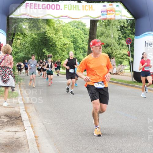 29.06.2025 - hella hamburg halbmarathon MichiJ http://msf.ph/oto/8249298 29.06.2025 10:51:37 Zwischen KM18-KM19 1863, 3039, 3182, 3248, 6100, 7042, 8890, 9191, 13542, 14465, 15137, 16455, 17387, 17763, 18395, 18440, 18768 meine-sportfotos.de